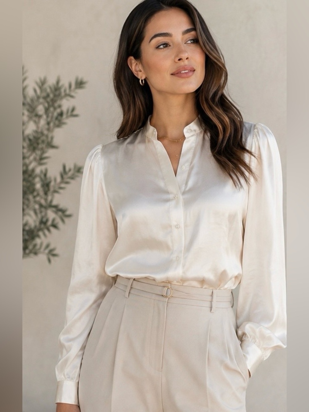 Vince 100% Silk  Button-Front Blouse in Ivory Size M